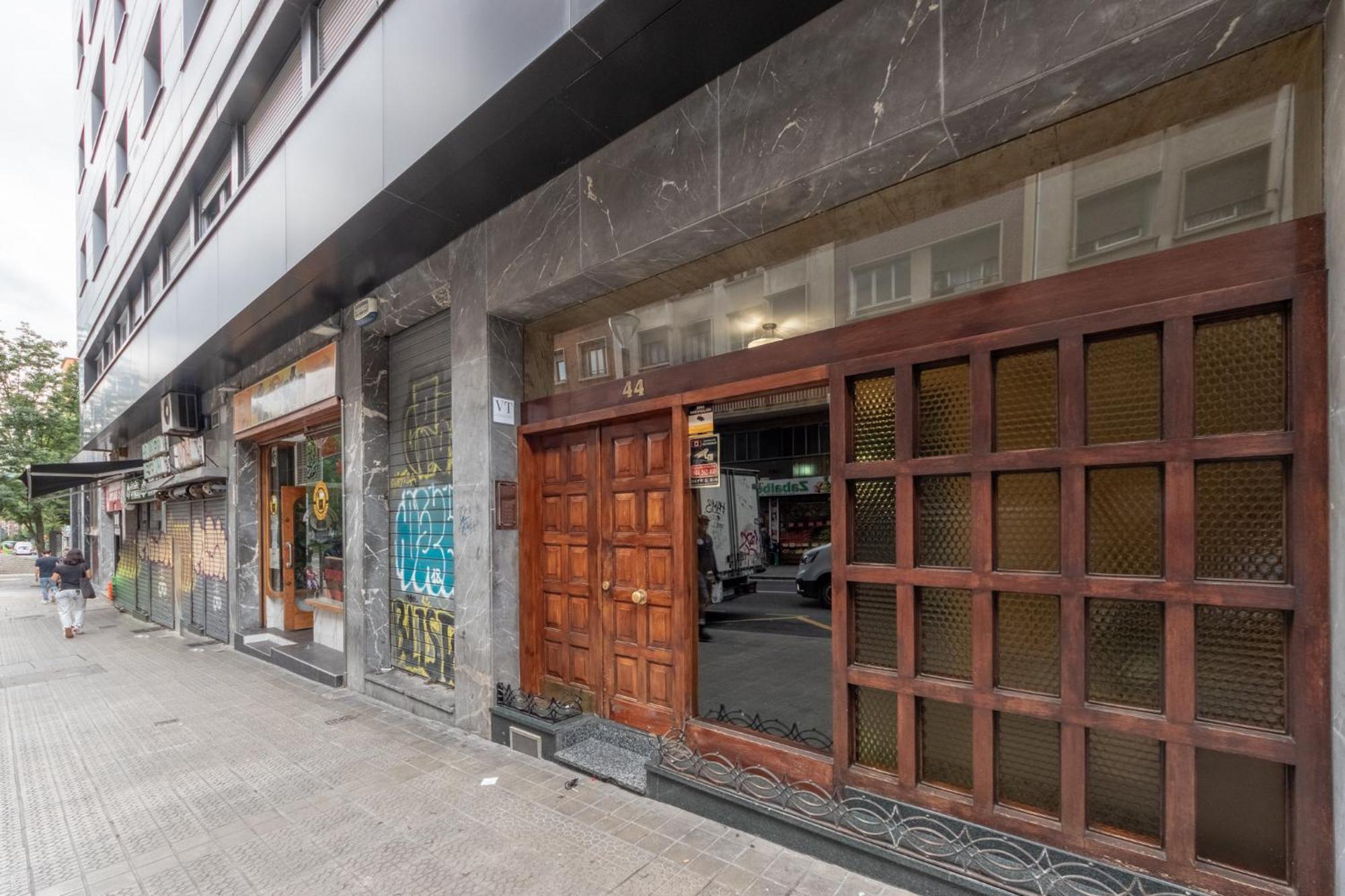 Ferienwohnung Amplio Y Acogedor Junto A Plaza Zabalburu Bilbao Exterior foto