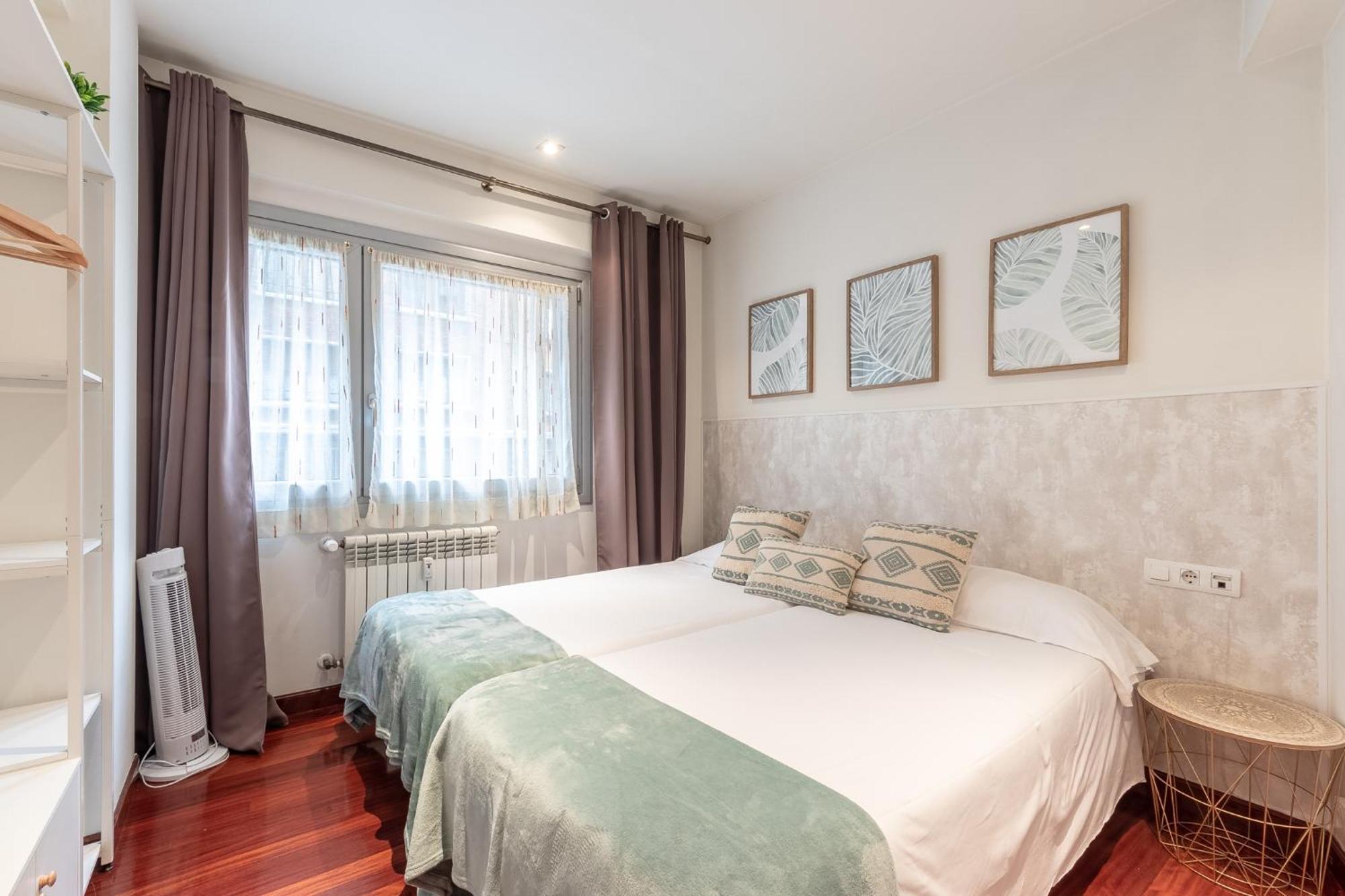 Ferienwohnung Amplio Y Acogedor Junto A Plaza Zabalburu Bilbao Exterior foto