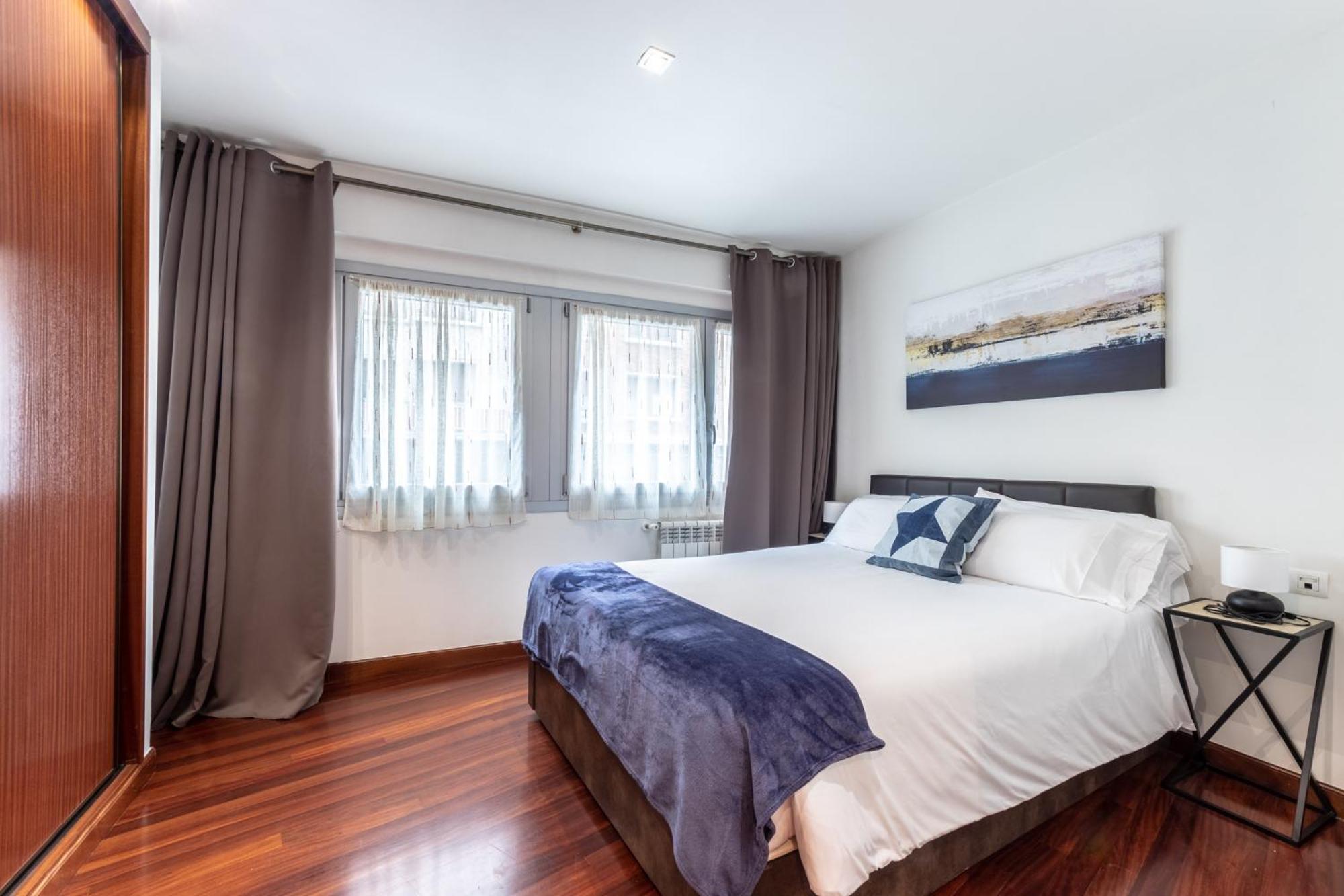 Ferienwohnung Amplio Y Acogedor Junto A Plaza Zabalburu Bilbao Exterior foto