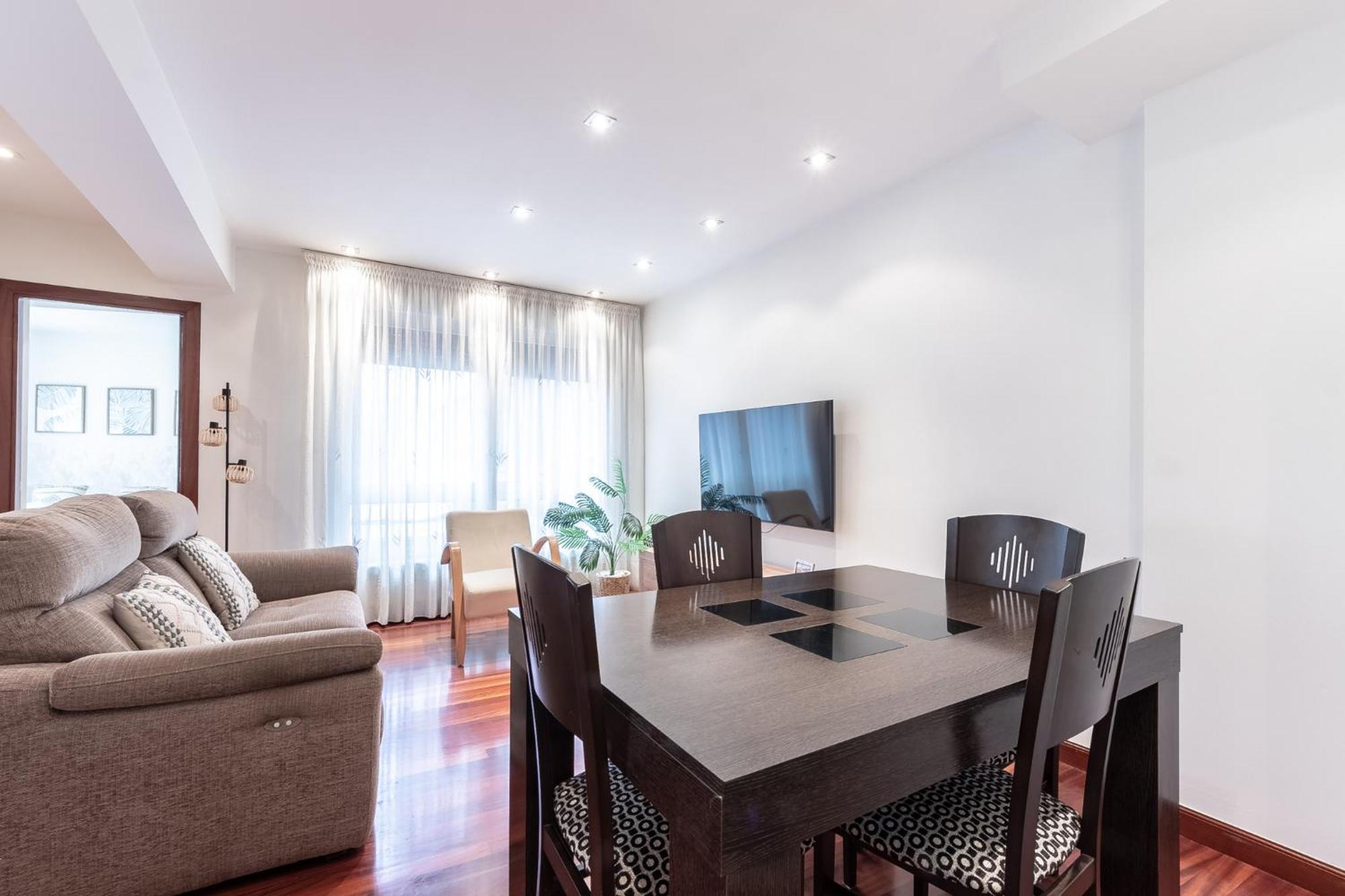 Ferienwohnung Amplio Y Acogedor Junto A Plaza Zabalburu Bilbao Exterior foto